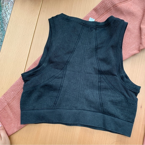 aerie activewear set sports bra and leggings - Picture 5 of 5